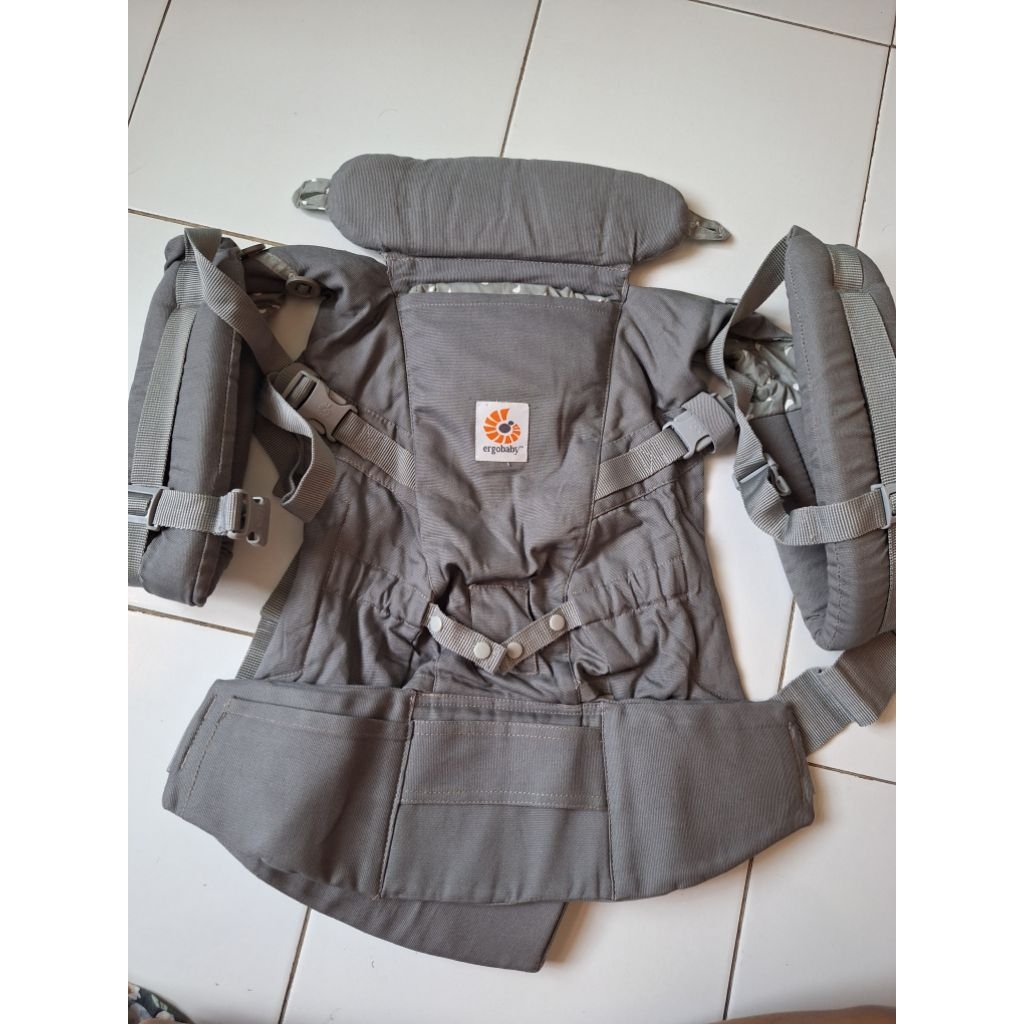 gendongan bayi ergo