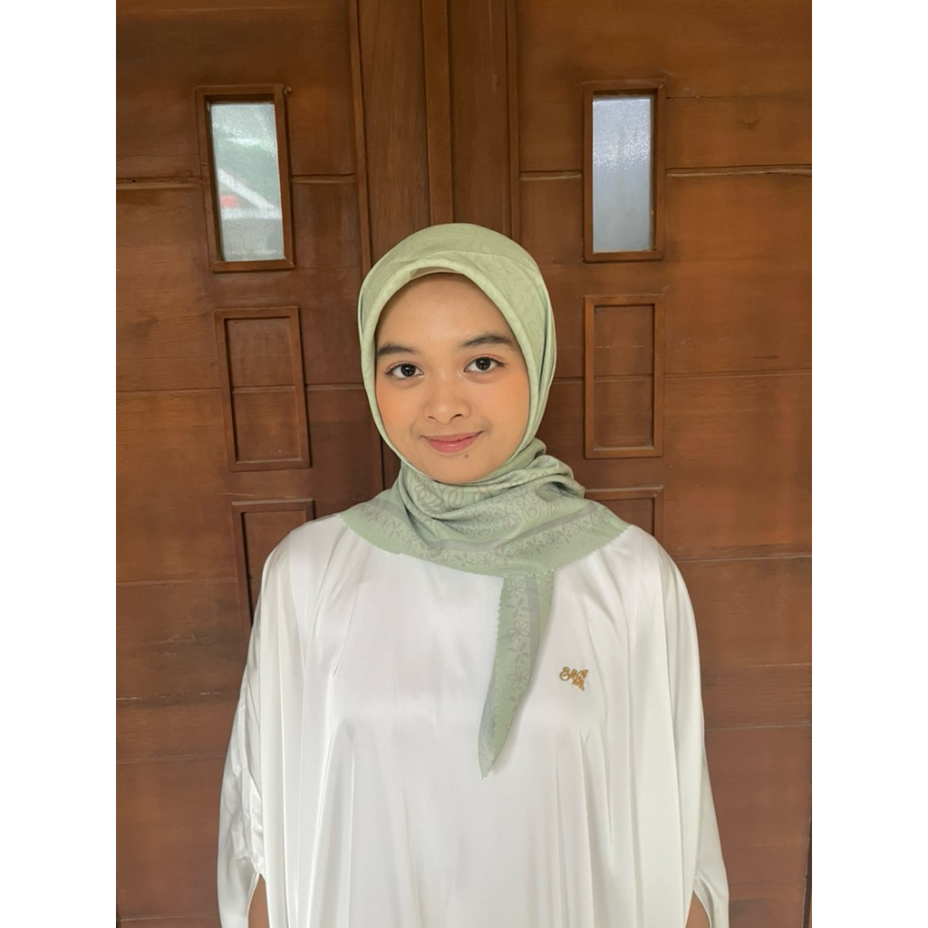 hijab voal motif premium hijau bunga