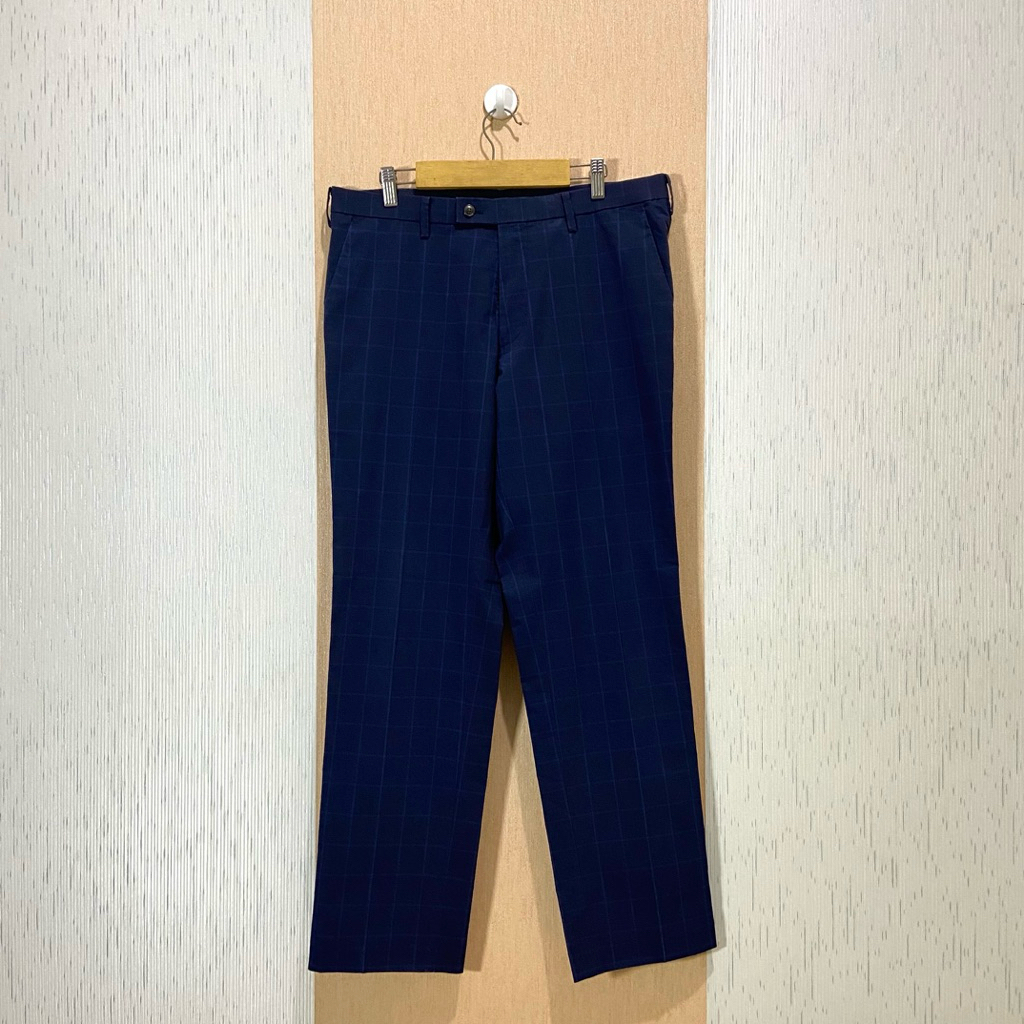 Work Pants Tartan UNIQLO AIRSENSE Regular Fit / Celana Bahan Pria / Size 34