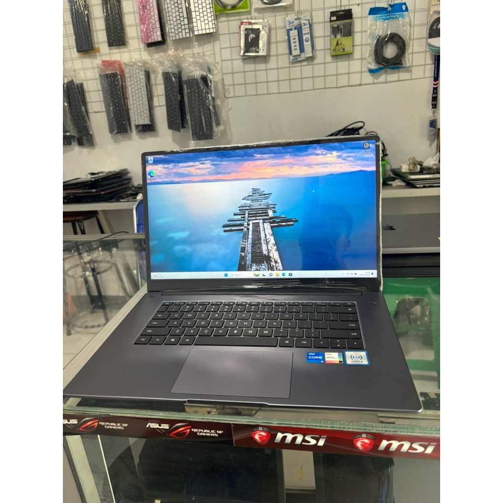 Laptop Huawei matebook D15 core i5 gen11