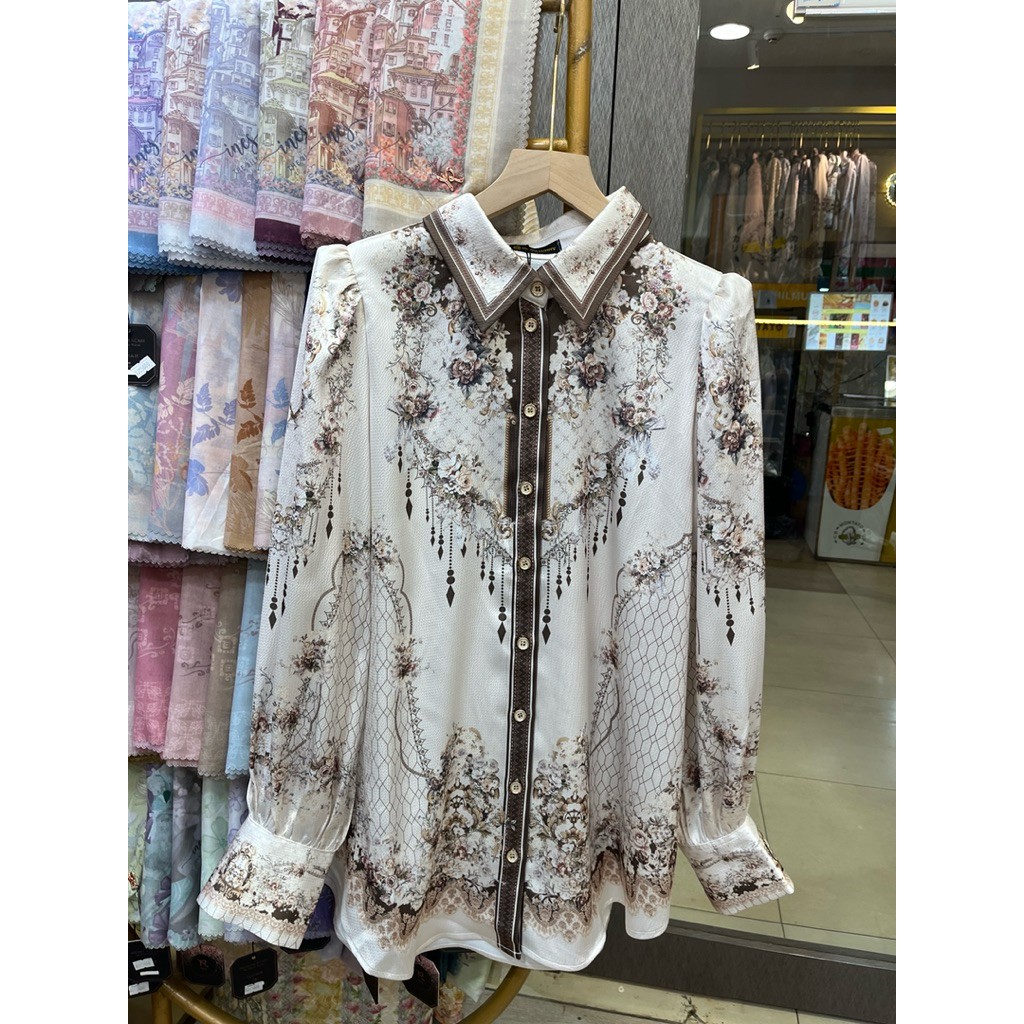 NEETA SUNNY - AGHNIA BLOUSE