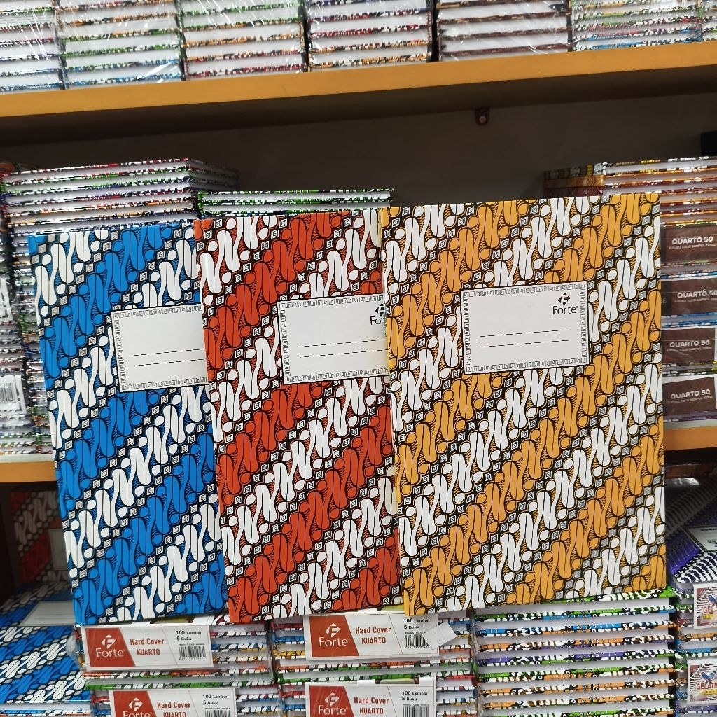 Buku Tulis Hard cover ukuran Folio / buku hard cover folio / buku batik folio / buku tulis folio
