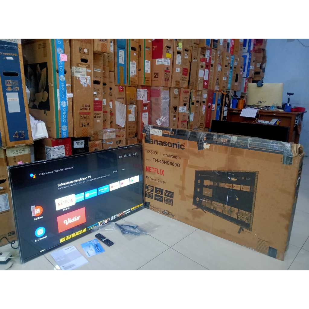 TV LED PANASONIC 43 IN FHD ANDROID TV YOUTUBE DIGITAL TV KONDISI BEKAS PEMAKAIAN 2016F