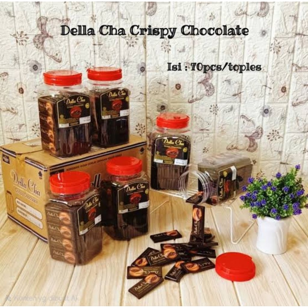 [1 Dus] Permen Cokelat / Crispy Chocolate Della Cha 70 Pcs Isi 6 Toples