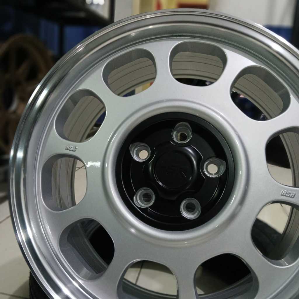 velg model kaleng ring 17 hsr klg r17pcd 5x114,3 bisa buat innova juke xpander rush terios livina dl