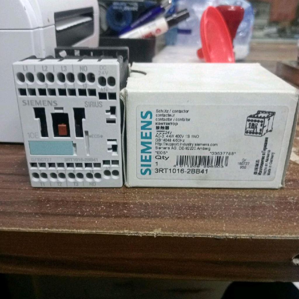 SIEMENS 3RT1016-2BB41 KONTAKTOR/CONTACTOR SIEMENS ORIGINAL