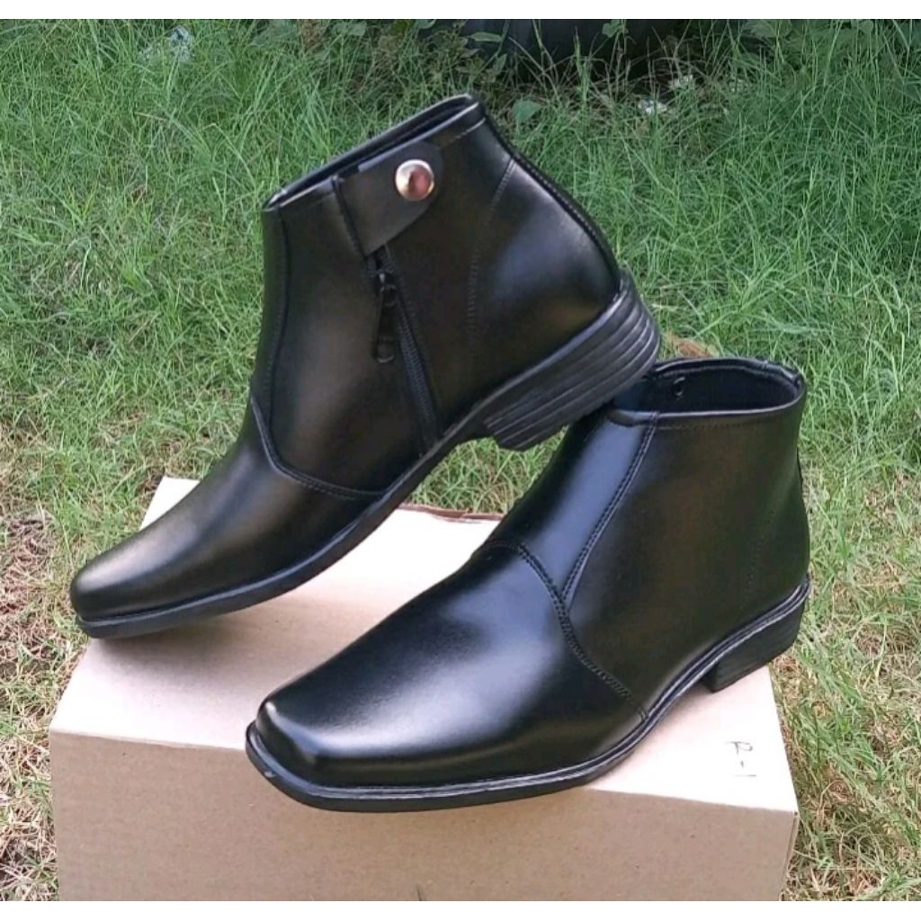 Sepatu pdh resleting pria