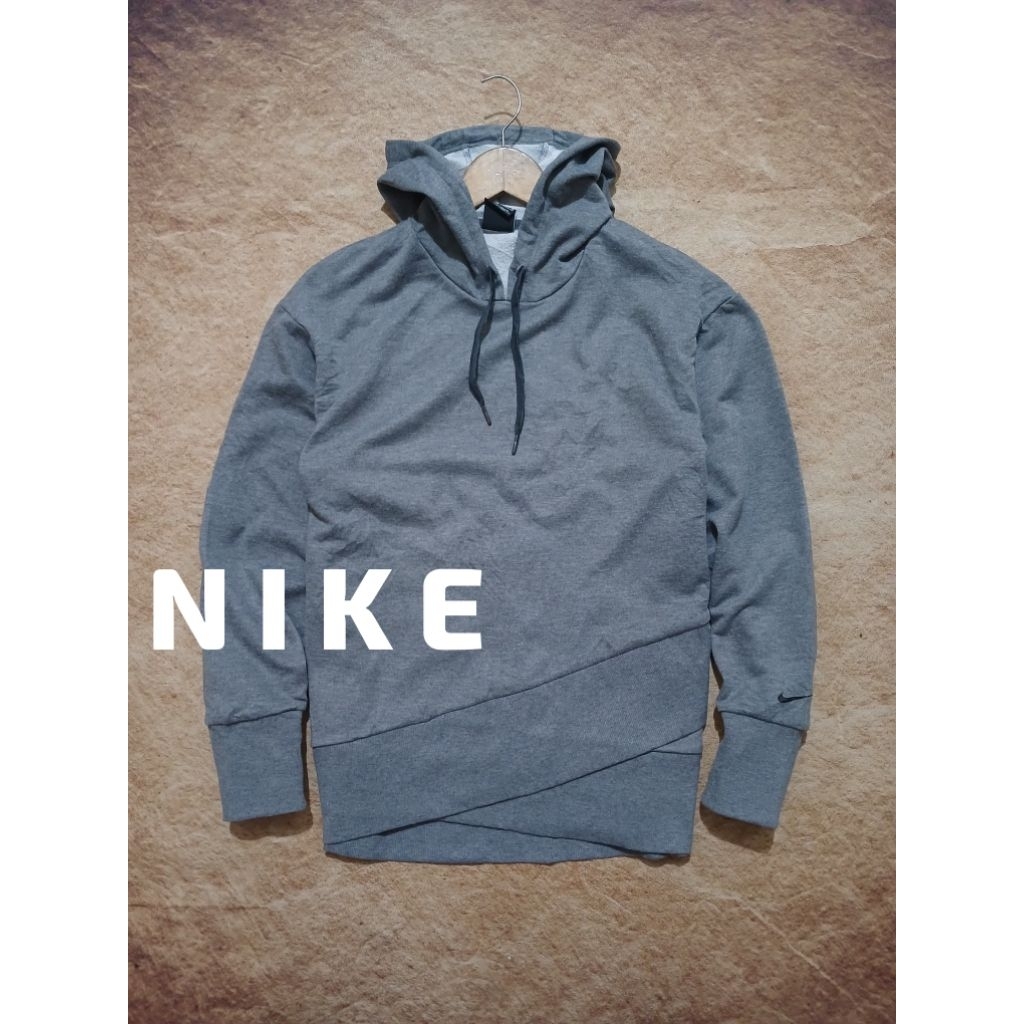 Hoodie keren NIKE bahan adem bekas pakai