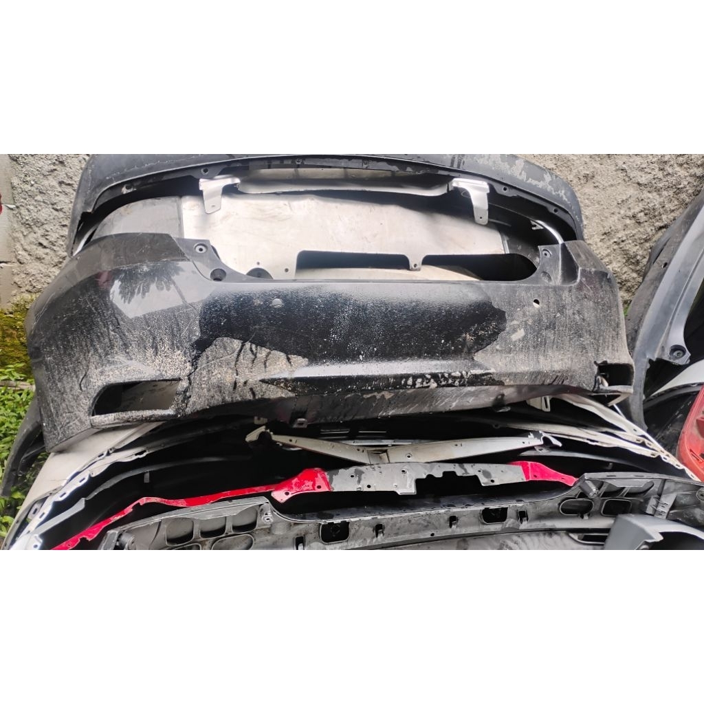 Bumper belakang Yaris 2016