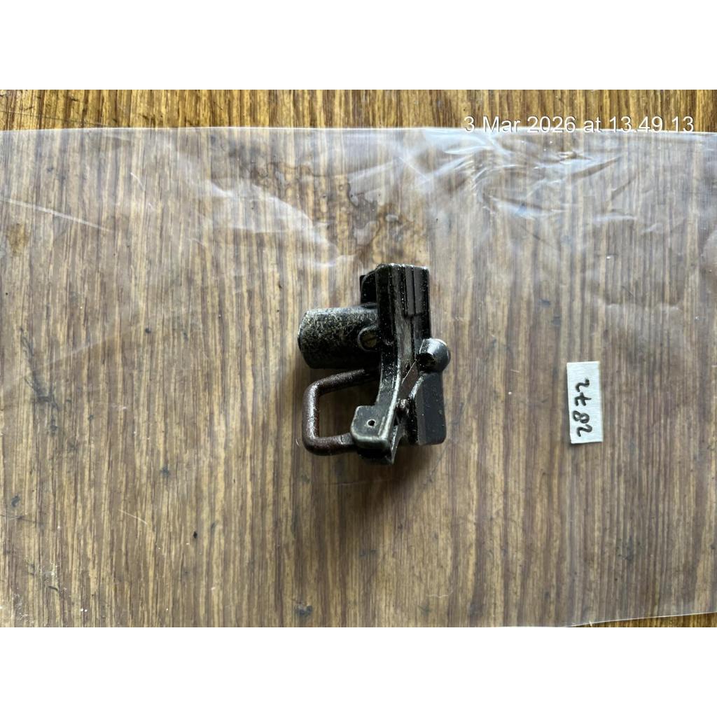 Kunci Jok Yamaha RS100 Rs125 original / 2872