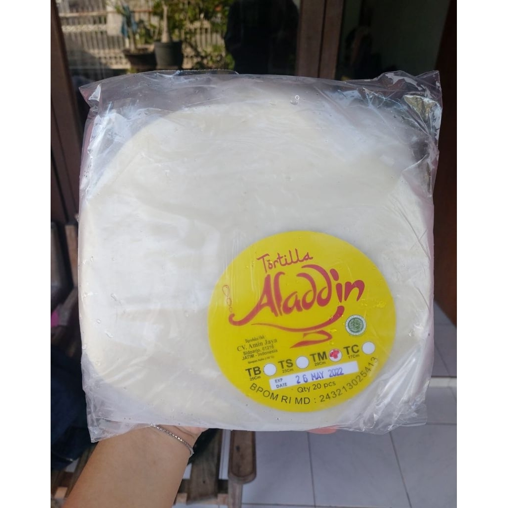 kulit tortilla 20cm isi 20pcs