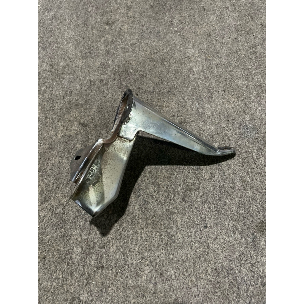 bracket dudukan pangkon stoplamp lampu belakang yamaha rs100 rs 125 dt 100 dt125 original