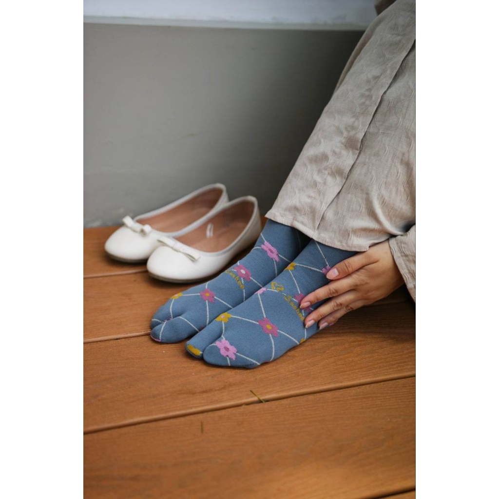 Kaos Kaki Sashee Jempol Geranium