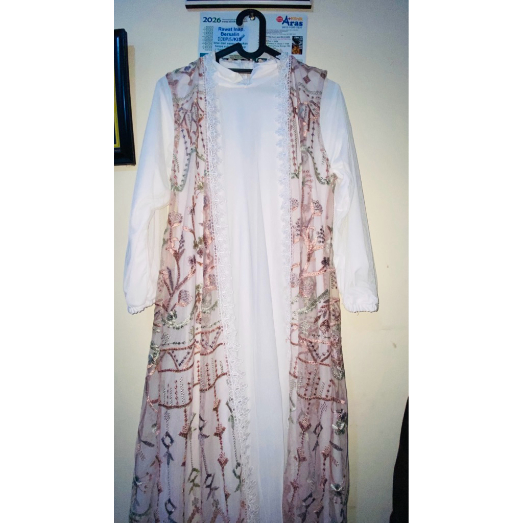 Preloved Gamis Brukat Outer Inner Terpisah