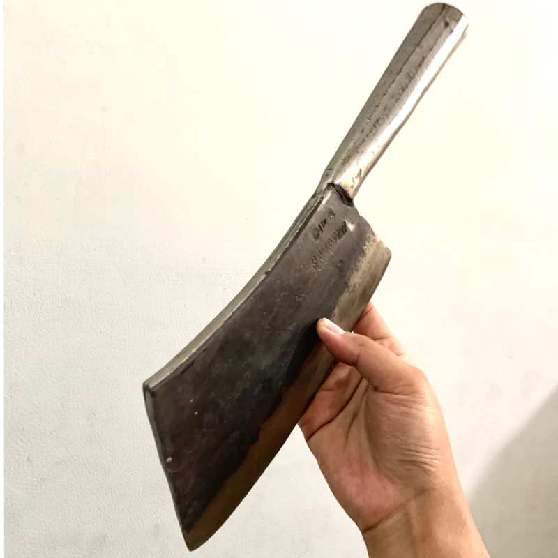 PISAU CACAH DAGING DAN TULANG