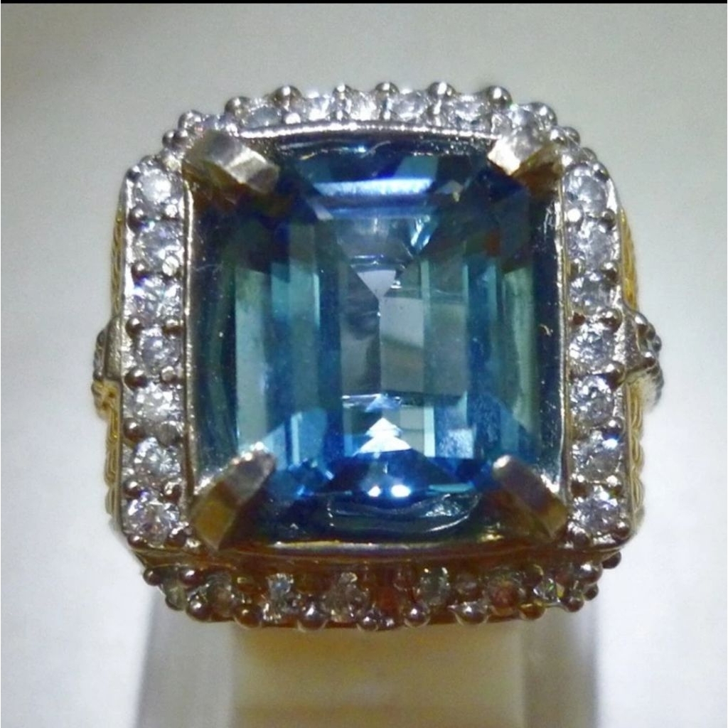 LONDON BLUE TOPAZ