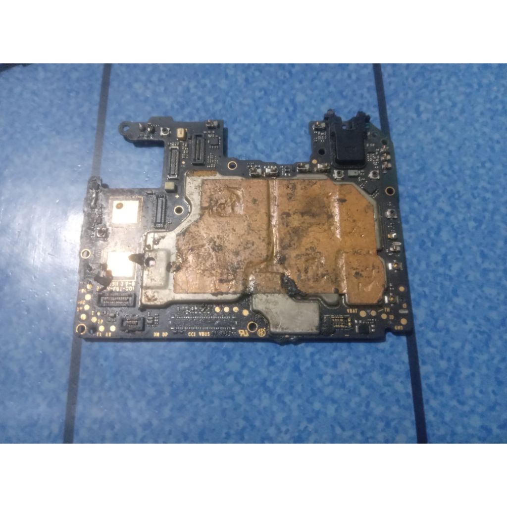 mesin poco m3 pro 5g minus mati bekas servisan cpu emmc tidak ada garansi