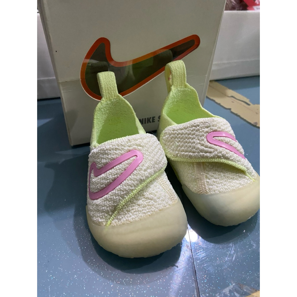 Nike swoosh 1 Nike baby Nike toddler