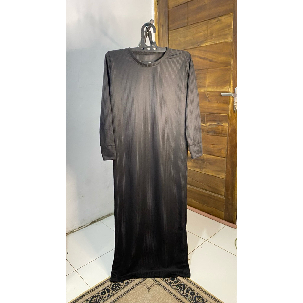 PRELOVED dress panjang hitam