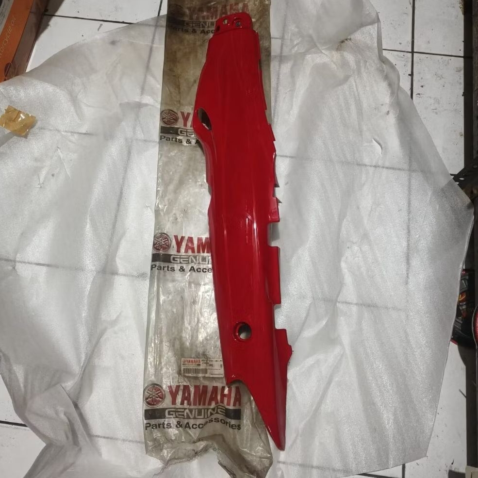 YAMAHA • COVER BODY FIZR KIRI MERAH ORIGINAL YAMAHA NOS