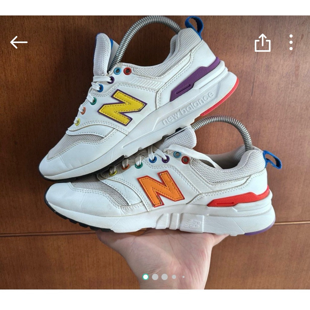 NB997 Pacman size 38,5 owiiii ya