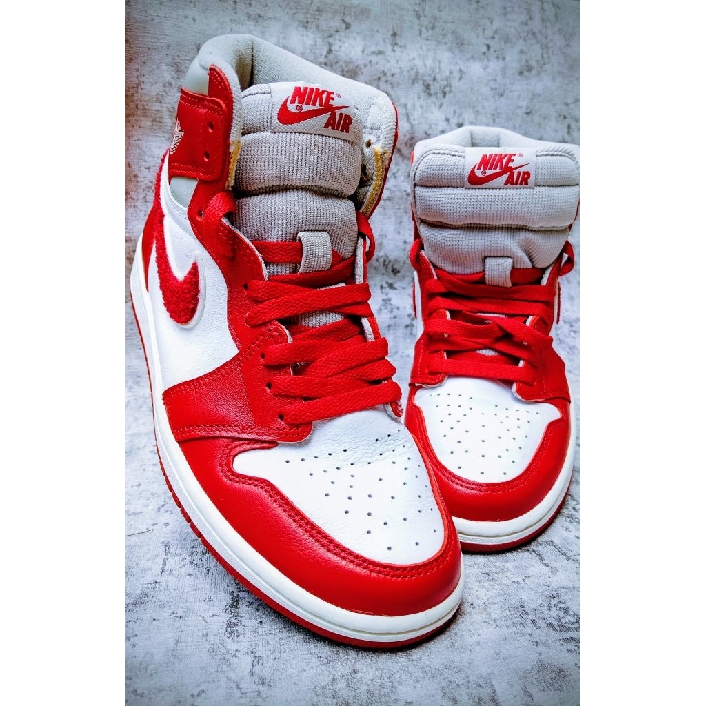 Like-A-New Sepatu ORI LEGIT Nike Air Jordan 1 Retro High (woman)