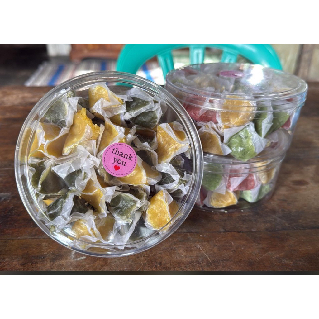 wajik ketan, kacang, nanas