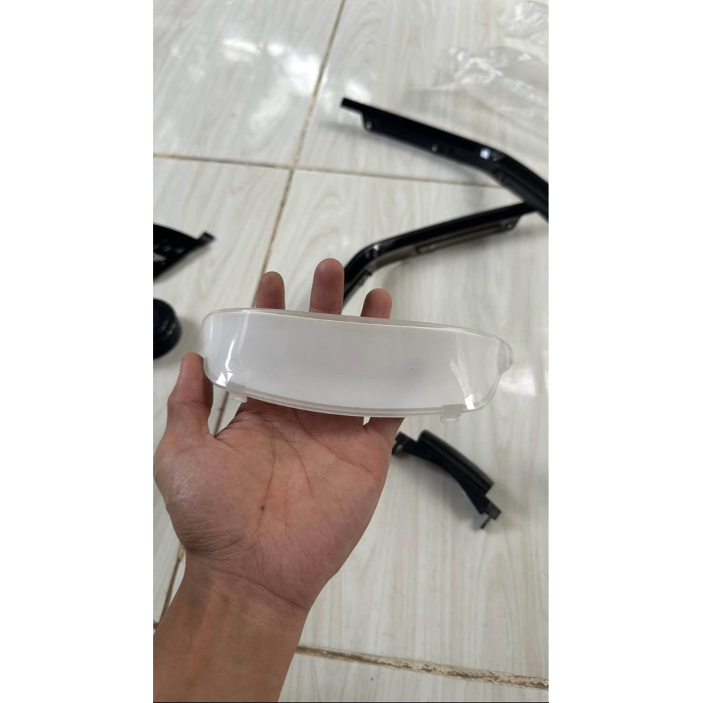 mini sild vespa sprint warna putih