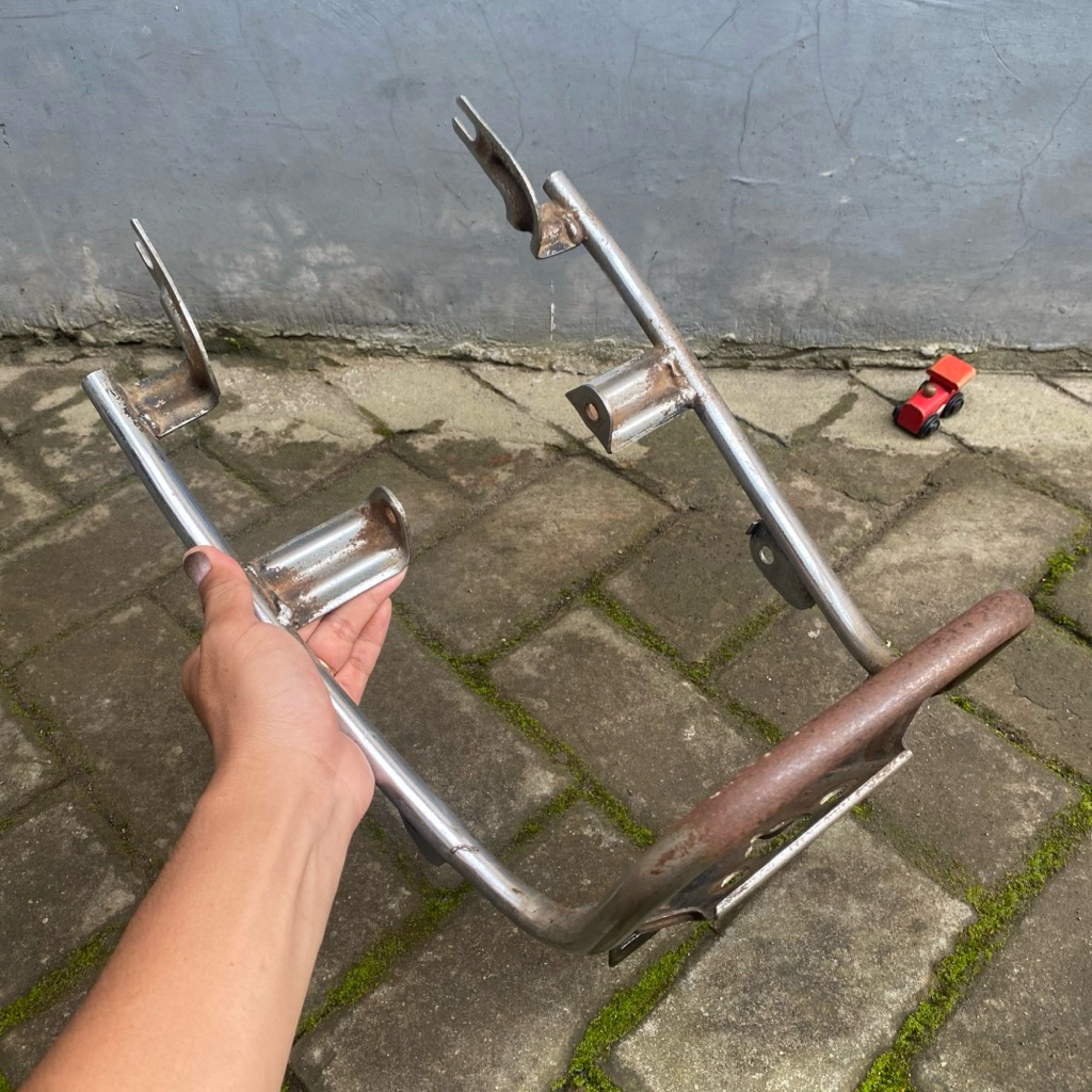 Behel begel planger suzuki a100 original