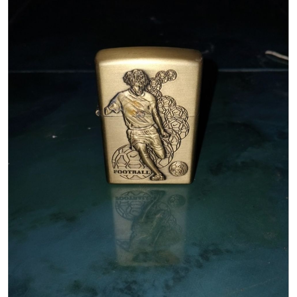 Korek api zippo football pemantik zippo football