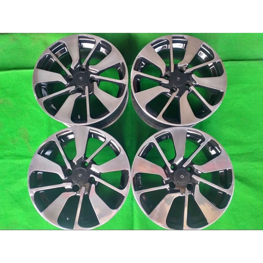 velg oem brio rs R15