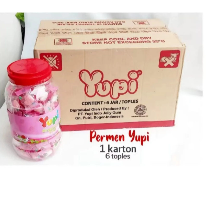 Yupi Strawberry Kiss 1 Dus isi 6 Toples / Permen Yupi Strawberry