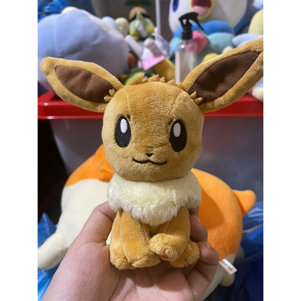 Pokemon Plush Sitting Pokemon Center Evee