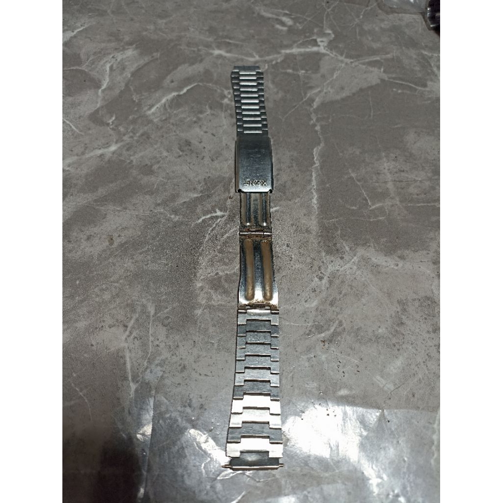 rantai jam kent kotak