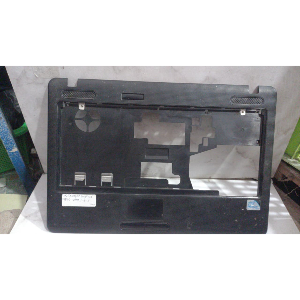 CASING LAPTOP BAGIAN KEYBOARD TOSHIBA L510