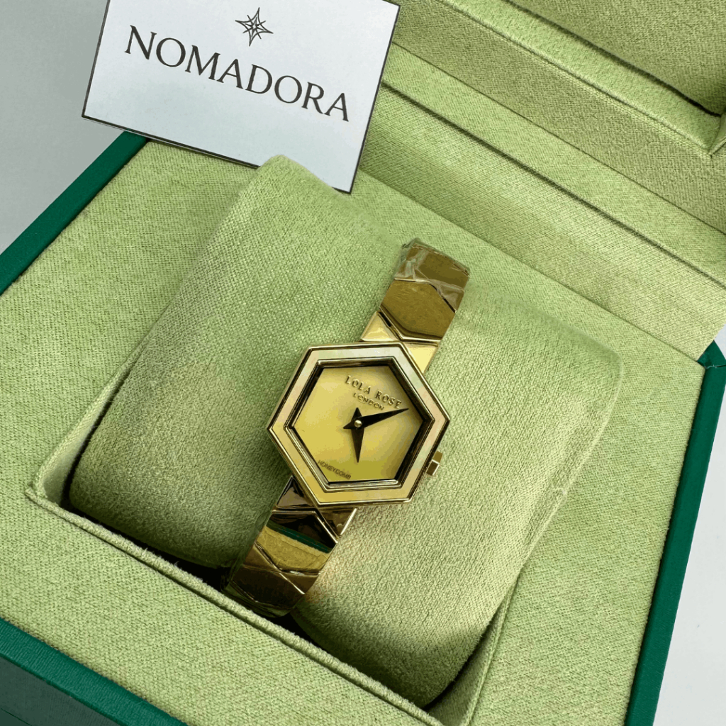 Nomadora jam tangan Lola Rose London seri Honeycomb dengan dial onyx kuning