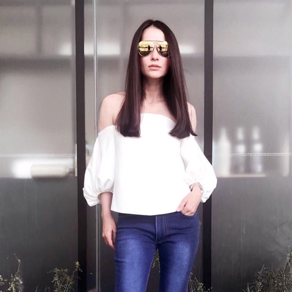 Blouse Sabrina Wanita Off Shoulder Lengan Balon Korean Style Atasan Casual Chic Import Bangkok 11434