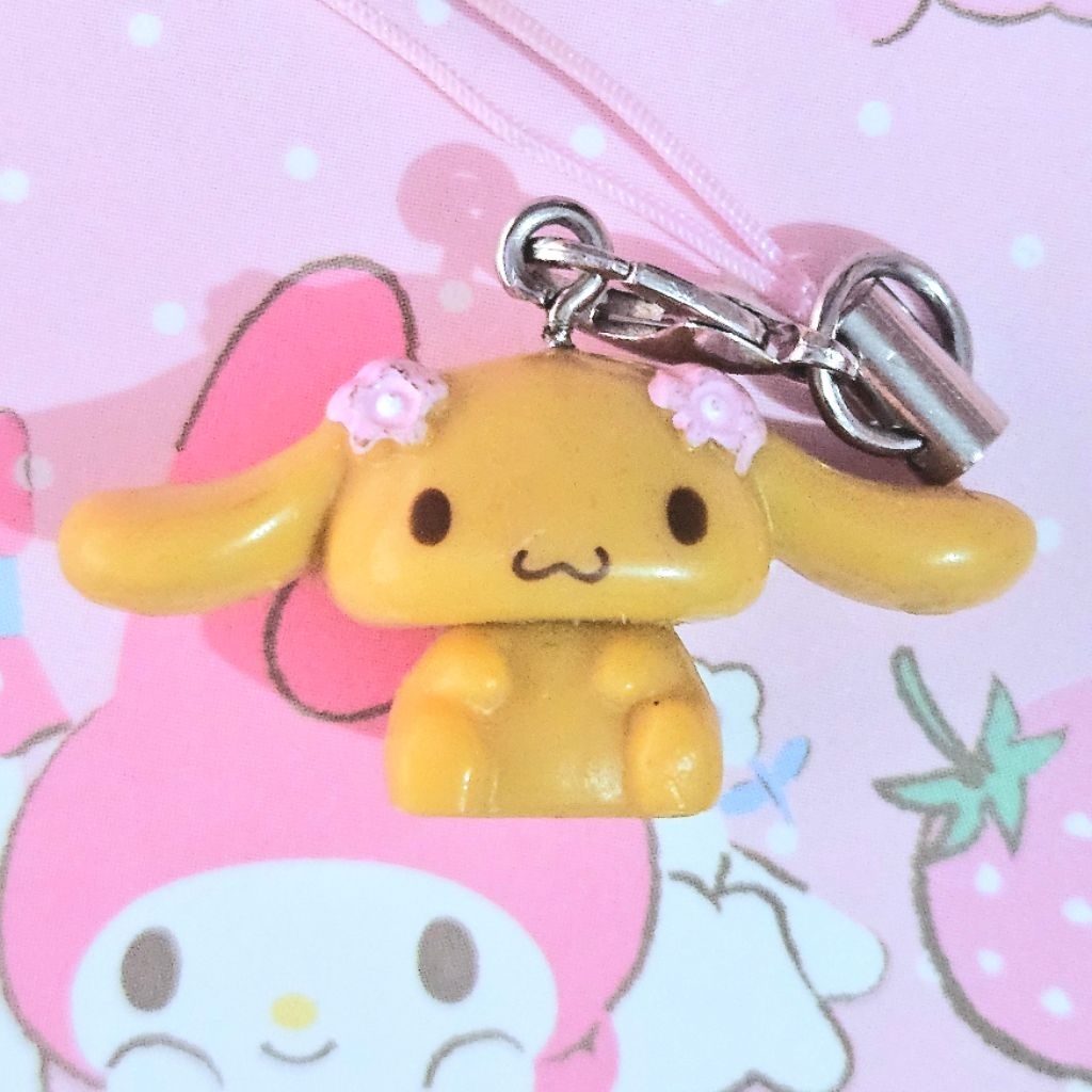 [RARE] Sanrio Cinnamoroll Mocha Keychain Charm
