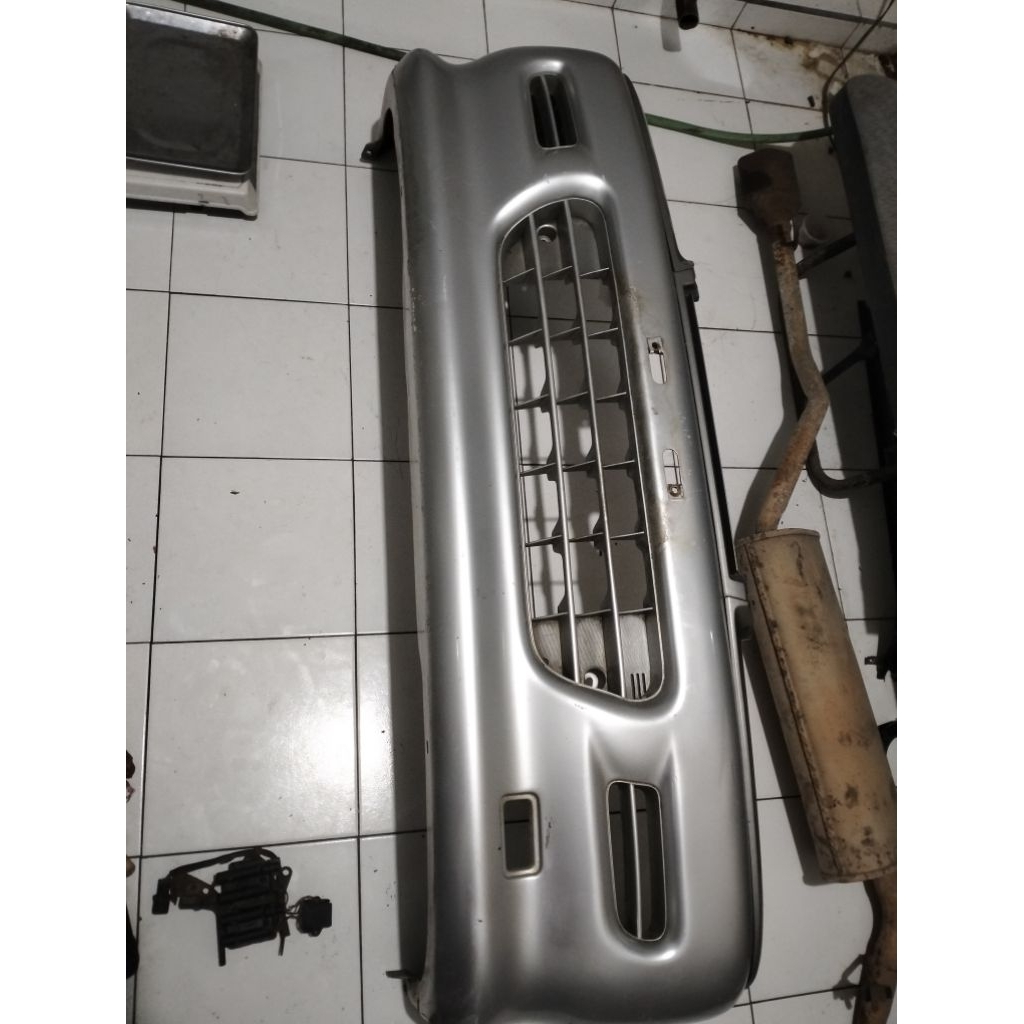 Bumper depan Daihatsu espass ori