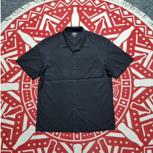 UNIQLO x Theory Open Collar Short Sleeve Shirt