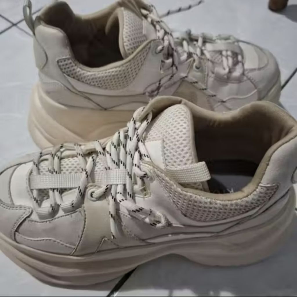 Preloved Sepatu Kronikel Project Buba | Sepatu Konser | uk 38 (23 cm)