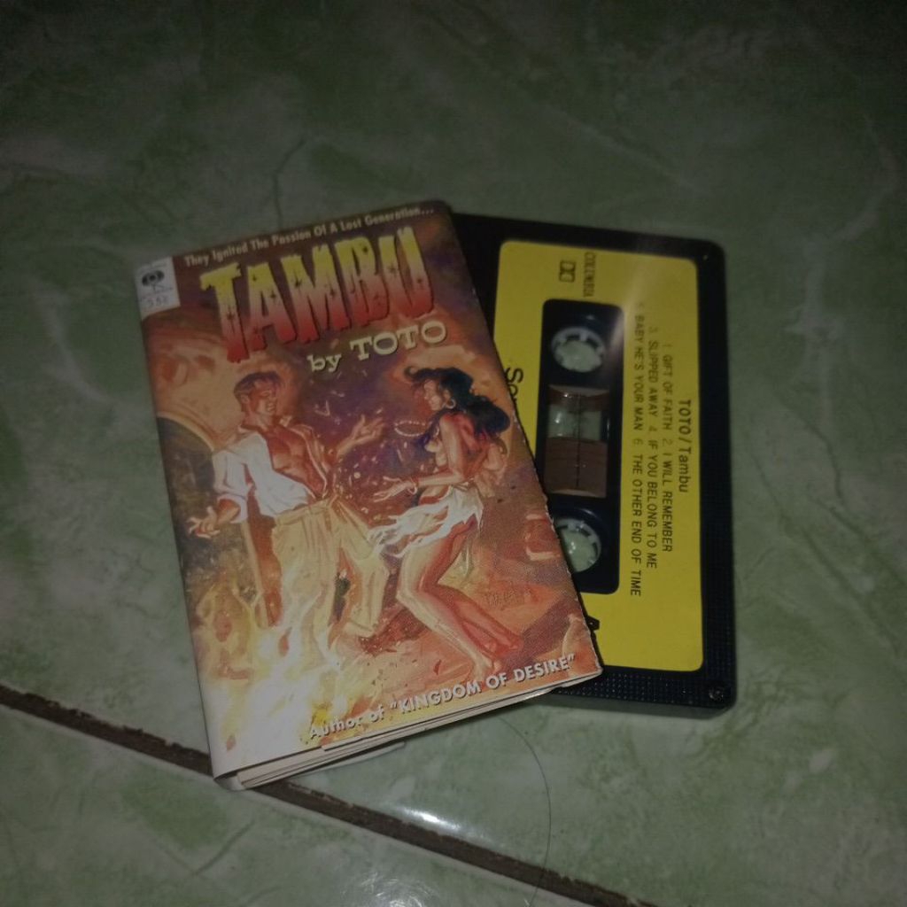 Kaset Import Toto Tambu/1995 sony music entertainment