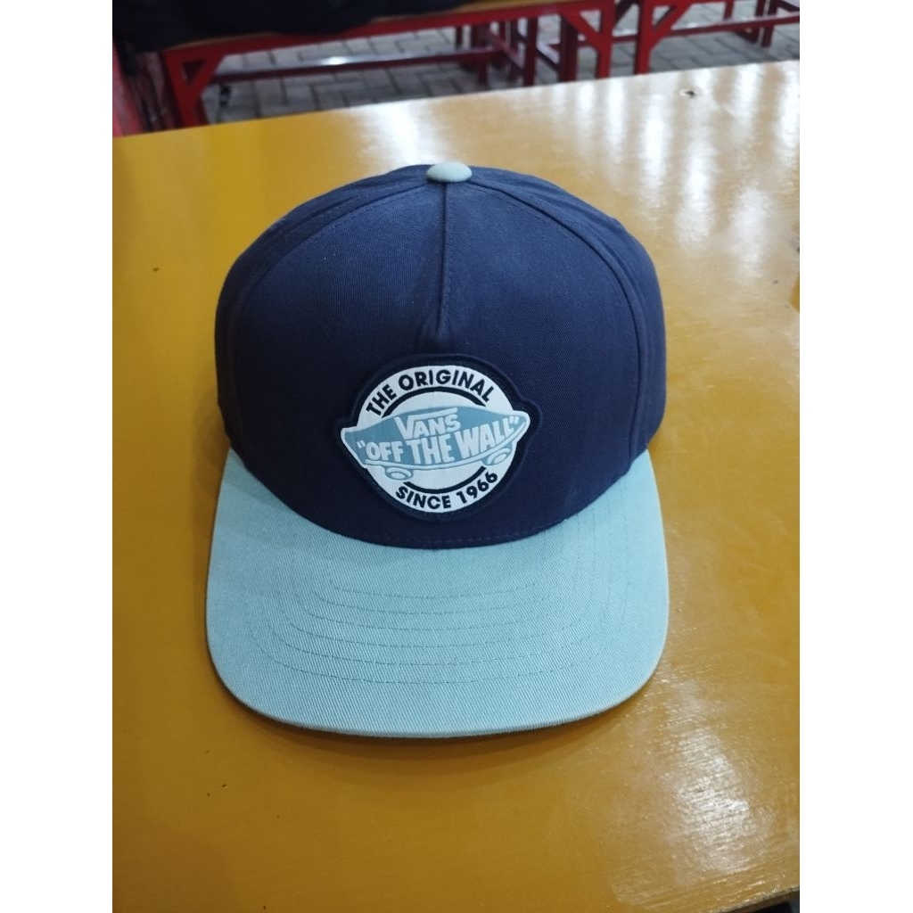 Topi Vans second