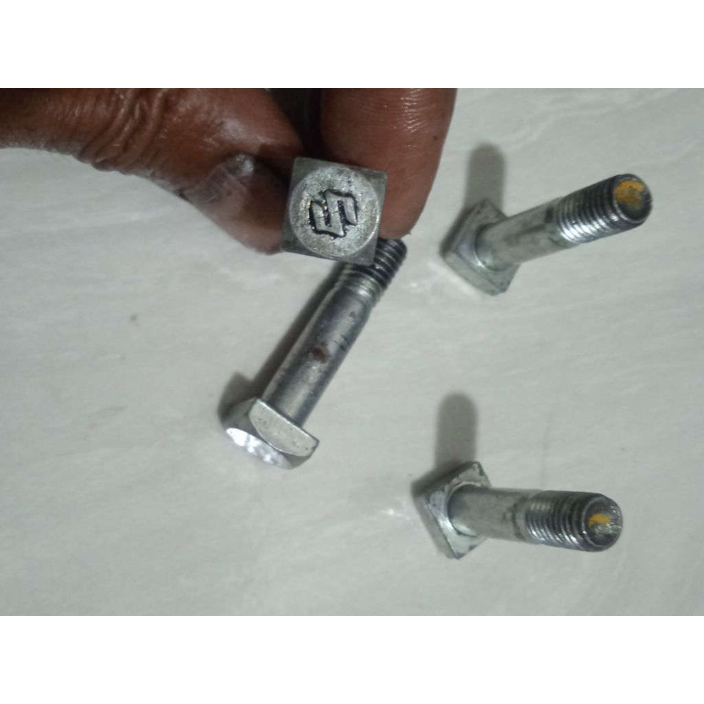 baut gir belakang Suzuki Shogun, satria, tornado