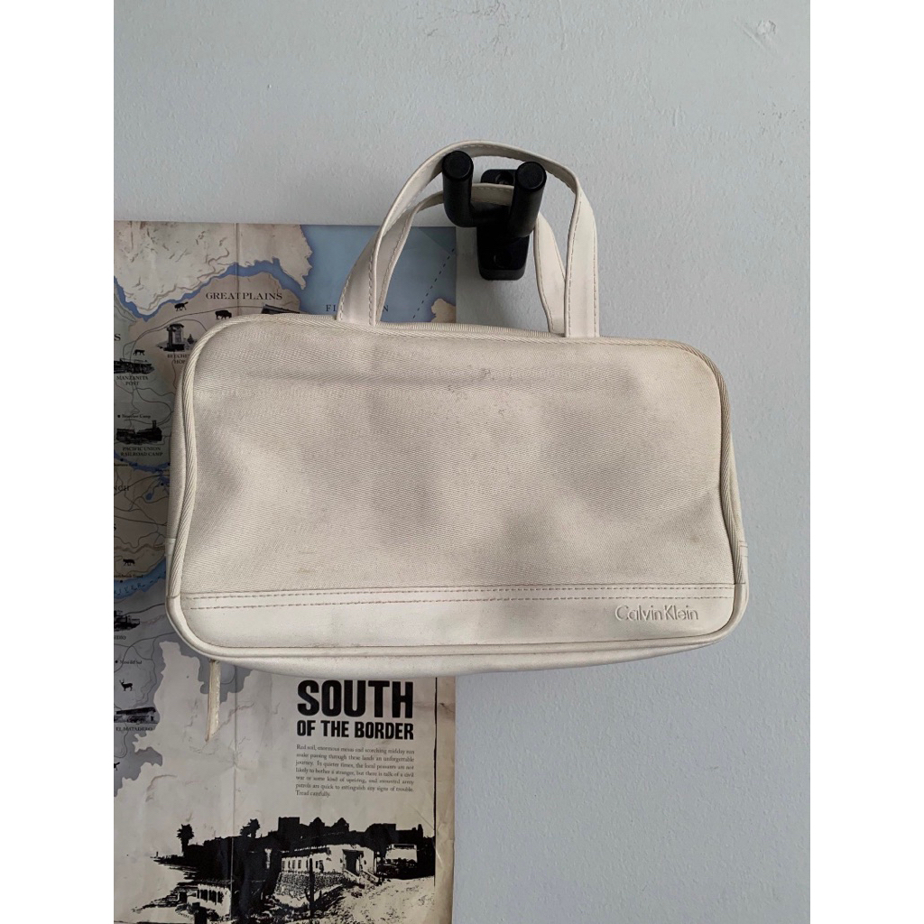 Calvin Klein Toiletry Bag