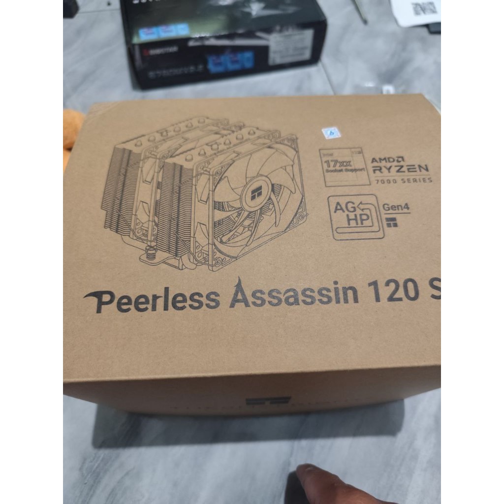 THERMALRIGHT Peerless Assassin 120 SE CPU Cooler second