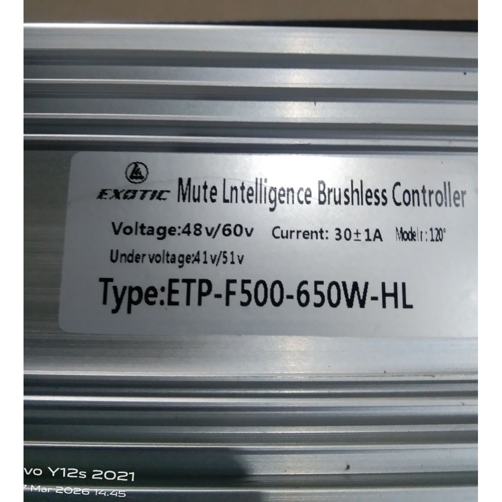 controler  exotic sera sepeda listrik roda 3