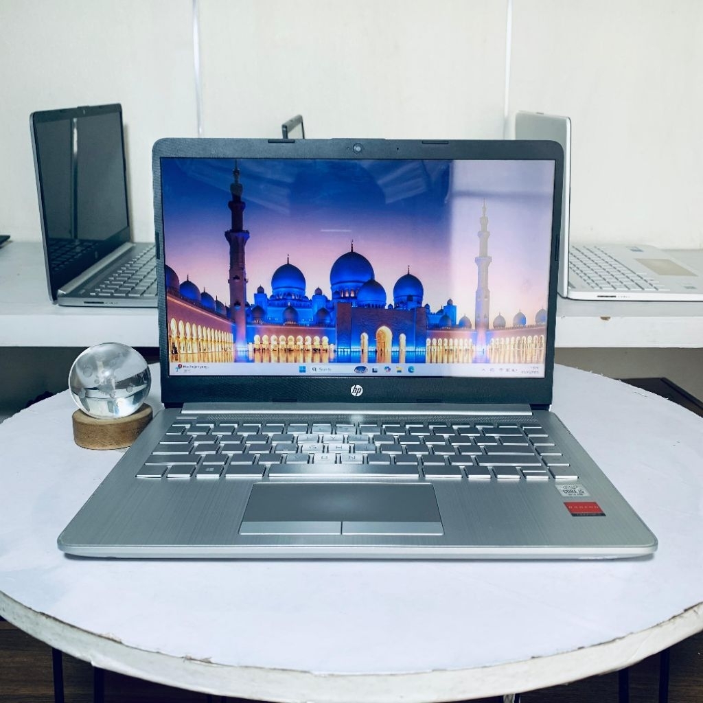 Laptop Hp 14s-cf2004TX | Core i5 gen 10 | RAM 8GB | SSD 512GB