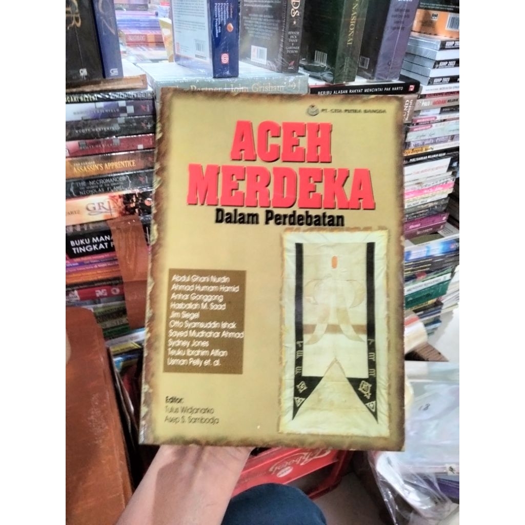 buku Aceh merdeka dalam perdebatan