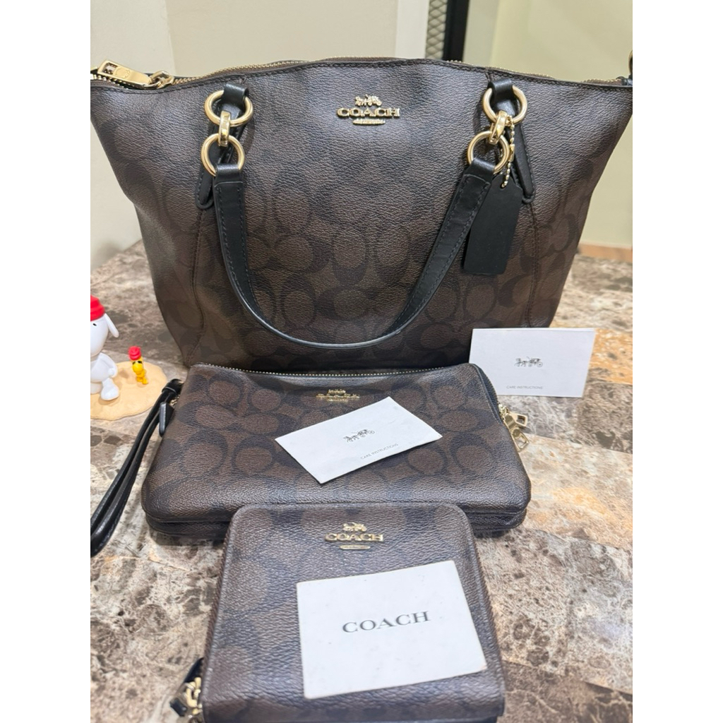 Preloved Coach-set (bag, wristlet, wallet)